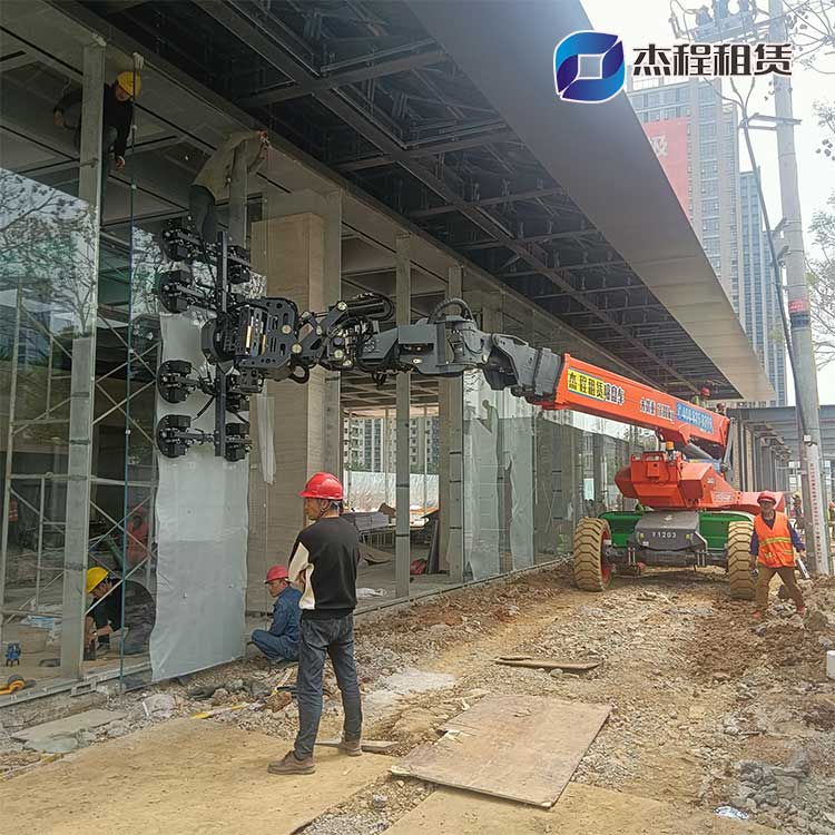 杰程1200kg大吸力玻璃吸盤車出租應(yīng)用案例 杰程1200kg大吸力玻璃吸盤車出租應(yīng)用案例