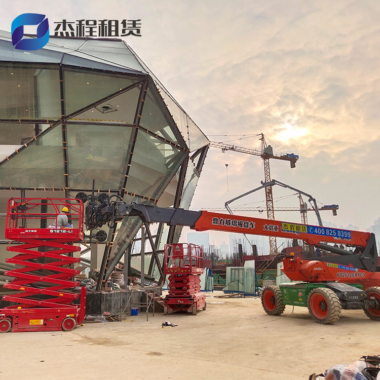 杰程1200kg大吸力玻璃吸盤車出租應(yīng)用案例 杰程1200kg大吸力玻璃吸盤車出租應(yīng)用案例