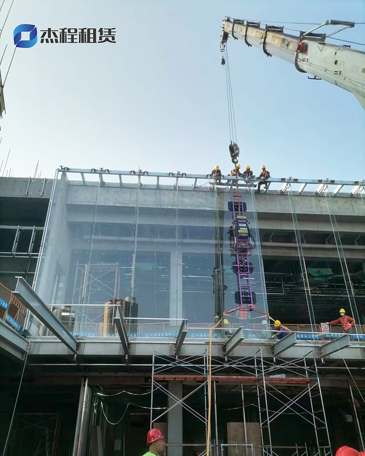 2噸電動(dòng)吸盤出租應(yīng)用案例 2噸電動(dòng)吸盤出租應(yīng)用案例